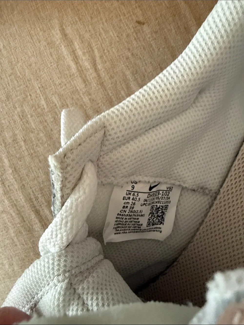 Nike Waffle Debut Sanddrift White Casual Sneakers Women's Size 9